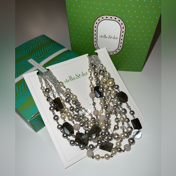 Stella & Dot necklace - Picture 1 of 5